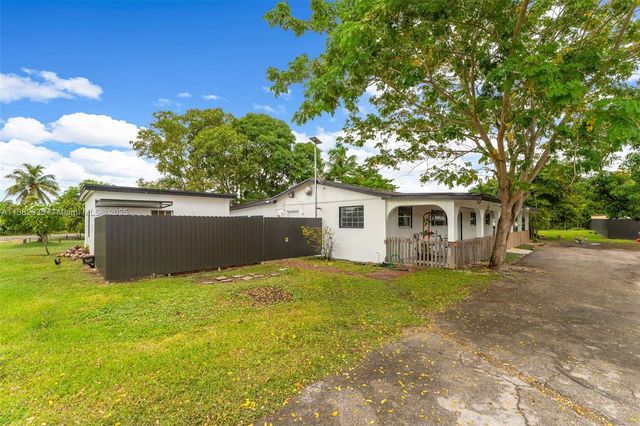 12750 SW 197th Ave, Miami, FL 33196