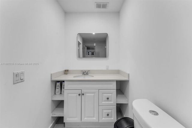 12750 SW 197th Ave, Miami, FL 33196