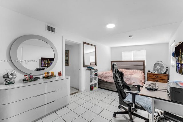 12750 SW 197th Ave, Miami, FL 33196