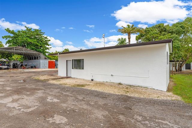 12750 SW 197th Ave, Miami, FL 33196