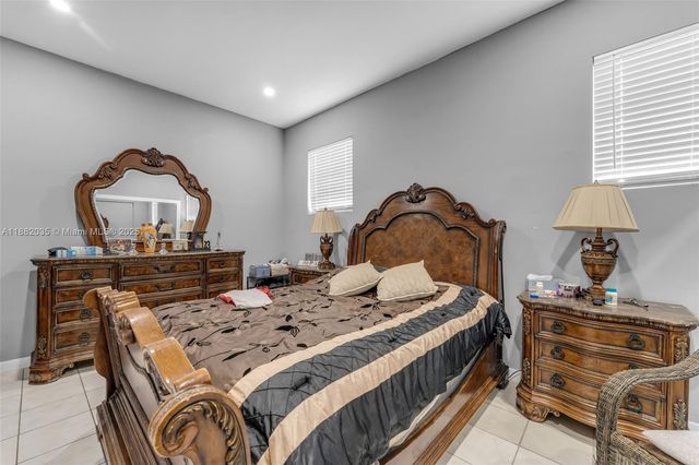 12750 SW 197th Ave, Miami, FL 33196