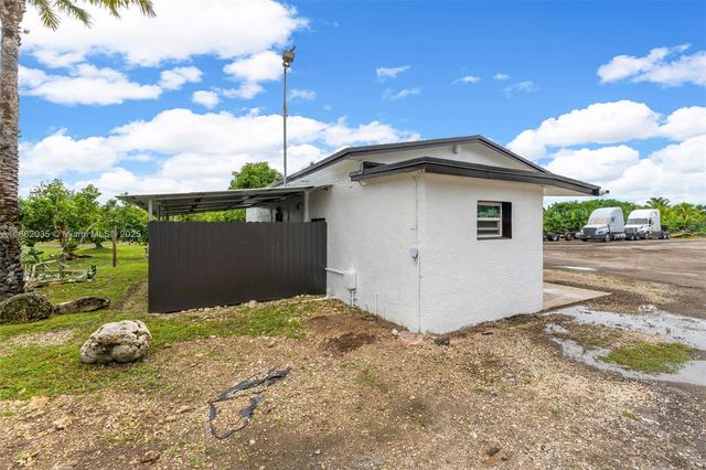 12750 SW 197th Ave, Miami, FL 33196