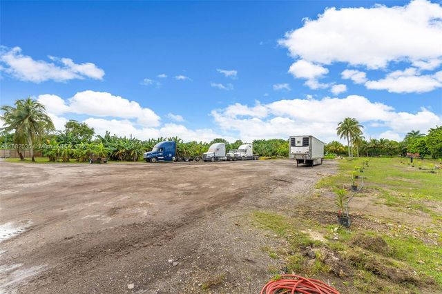 12750 SW 197th Ave, Miami, FL 33196