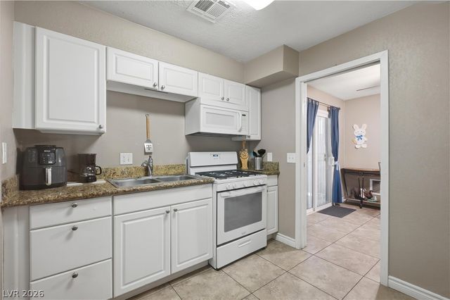 3936 Voxna Street, Las Vegas, NV 89119