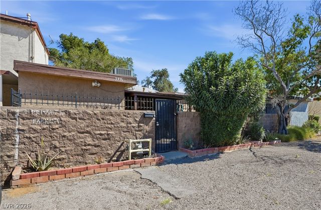3936 Voxna Street, Las Vegas, NV 89119