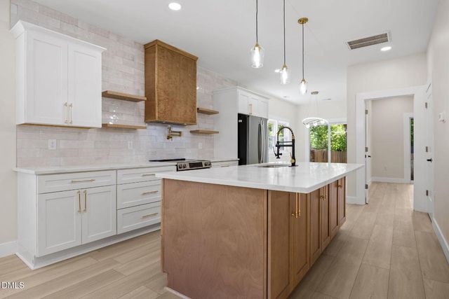 119 Idlewild Avenue, Raleigh, NC 27601