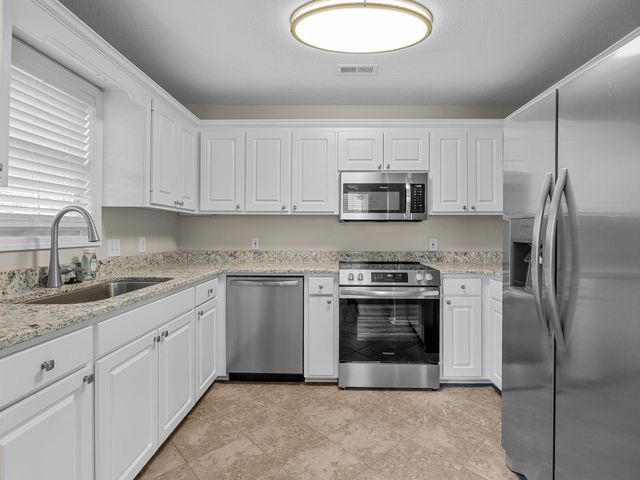 318 Sunridge Drive, Spartanburg, SC 29302