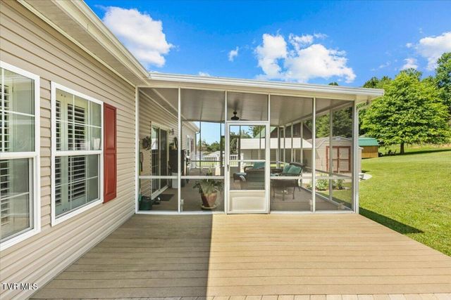 658 Cross Community Road, Blountville, TN 37617