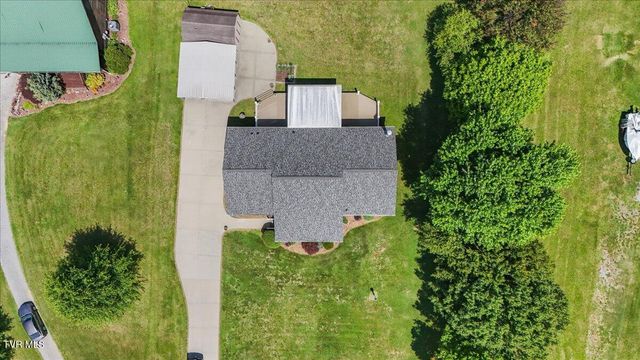 658 Cross Community Road, Blountville, TN 37617