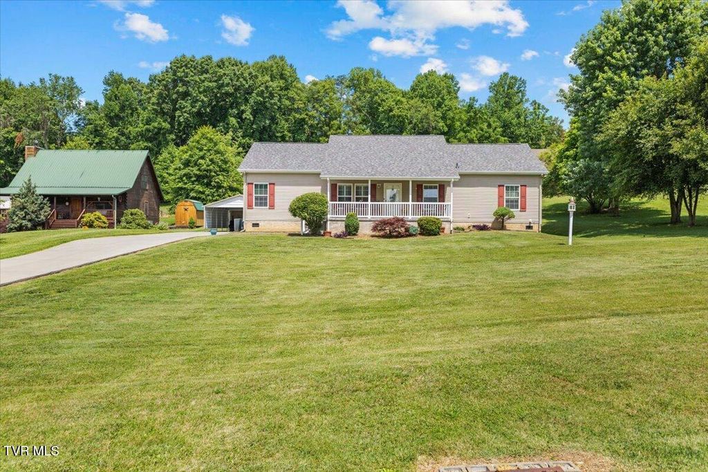 658 Cross Community Road, Blountville, TN 37617