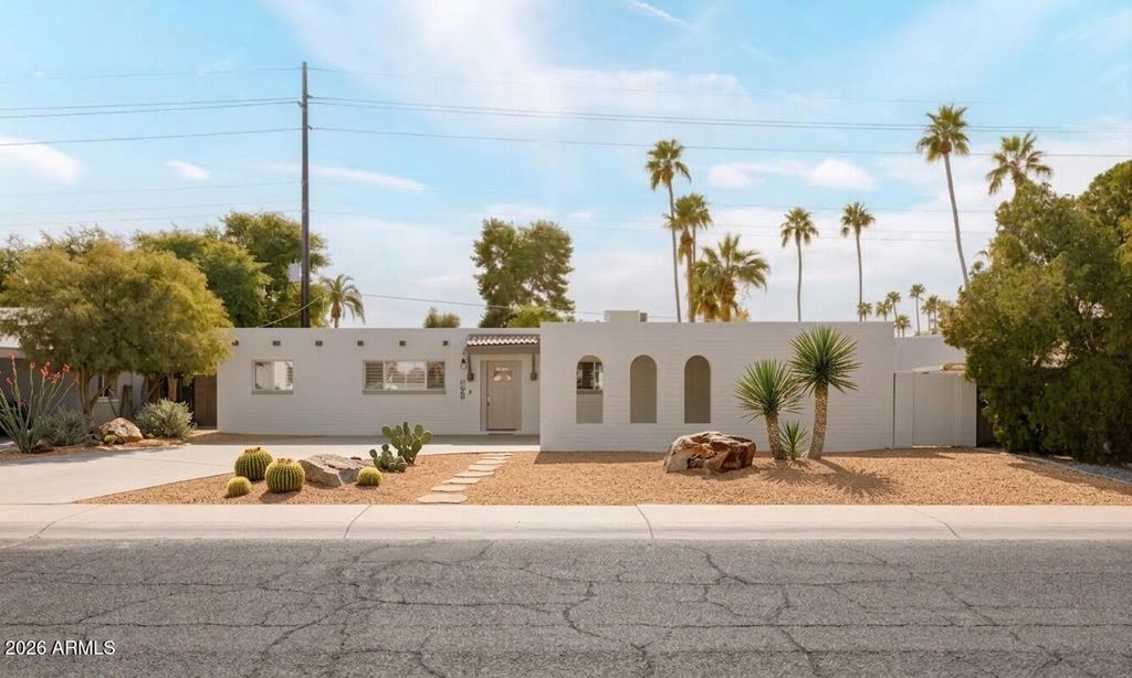 8301 E CRESTWOOD Way, Scottsdale, AZ 85250 — exterior