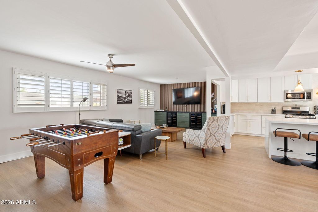 8301 E CRESTWOOD Way, Scottsdale, AZ 85250 — photo 4