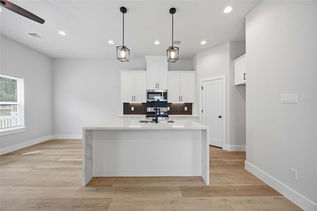 10610 Ashville Drive, Houston, TX 77051