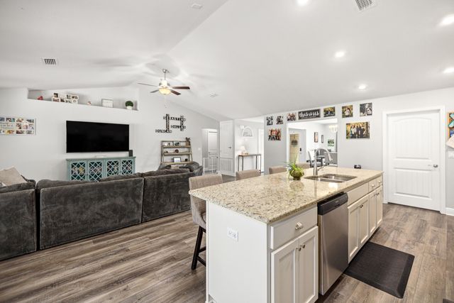 5780 E Dogwood Drive, Crestview, FL 32539