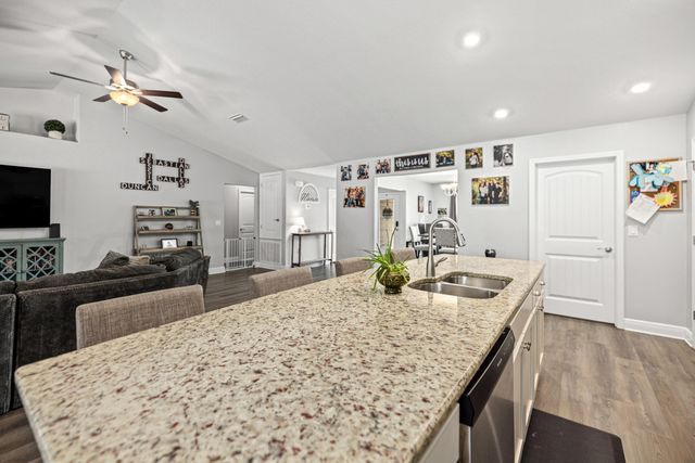 5780 E Dogwood Drive, Crestview, FL 32539