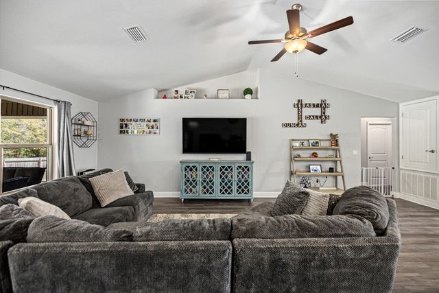 5780 E Dogwood Drive, Crestview, FL 32539