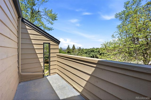 1581 W Briarwood Avenue, Littleton, CO 80120
