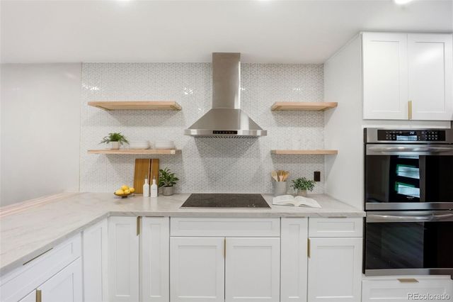 1581 W Briarwood Avenue, Littleton, CO 80120