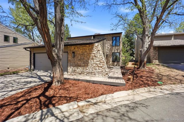 1581 W Briarwood Avenue, Littleton, CO 80120