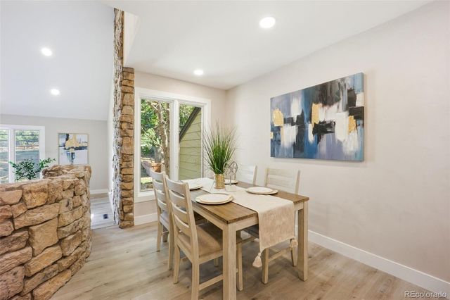1581 W Briarwood Avenue, Littleton, CO 80120