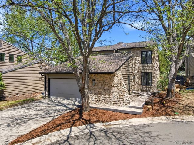 1581 W Briarwood Avenue, Littleton, CO 80120
