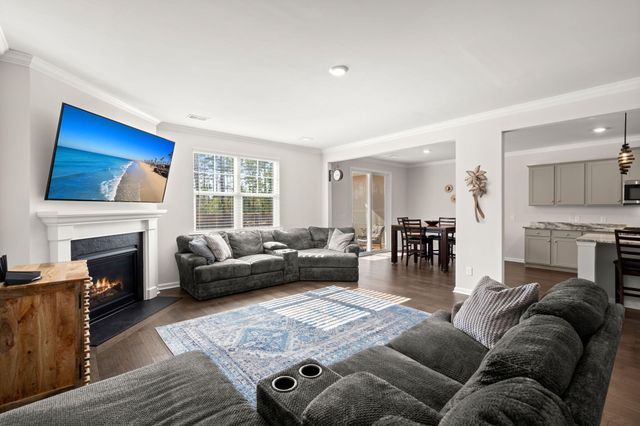 648 Chigwell Springs Lane, Summerville, SC 29486