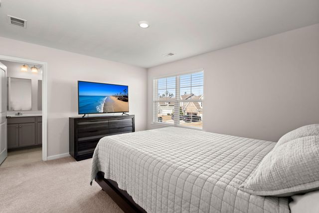 648 Chigwell Springs Lane, Summerville, SC 29486