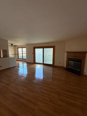 4601 Olmstead Drive, Hoffman Estates, IL 60192