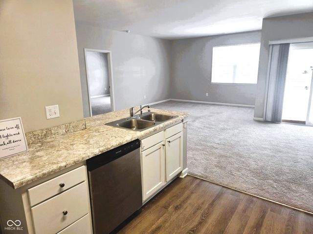 1614 Capra Court, Beech Grove, IN 46107