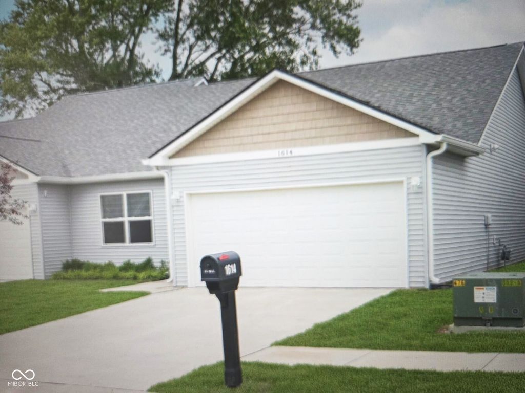 1614 Capra Court, Beech Grove, IN 46107