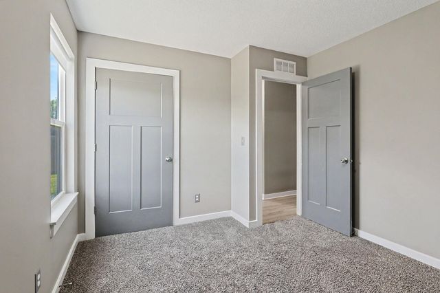 1311 E Maywood, Wichita, KS 67216