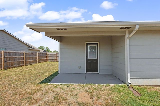1311 E Maywood, Wichita, KS 67216