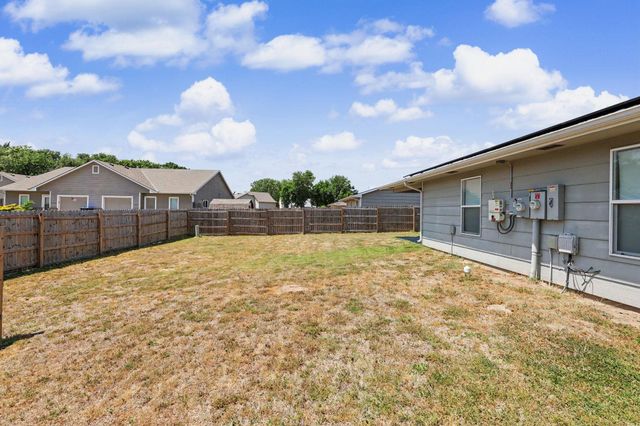 1311 E Maywood, Wichita, KS 67216