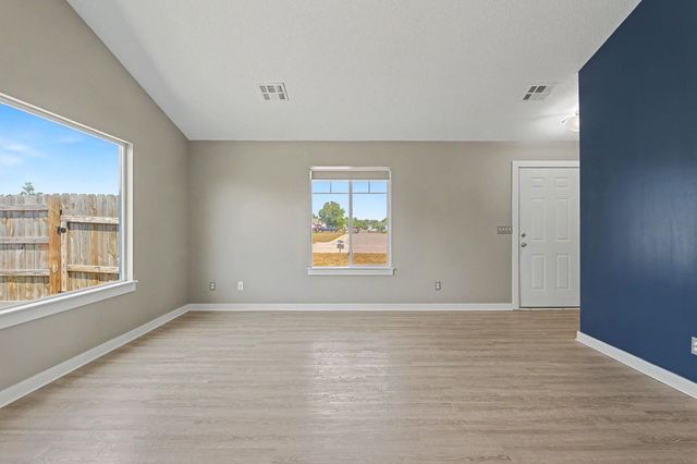 1311 E Maywood, Wichita, KS 67216
