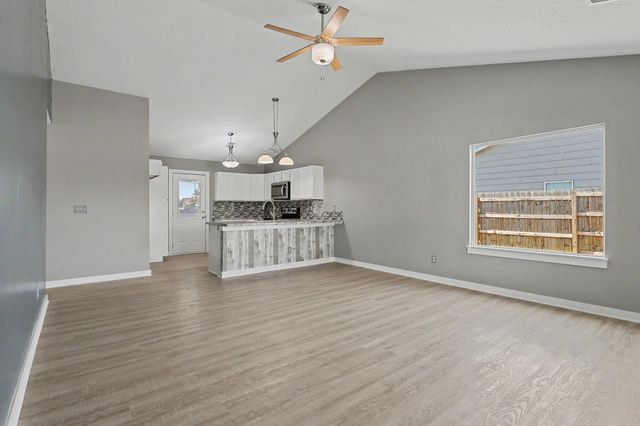 1311 E Maywood, Wichita, KS 67216