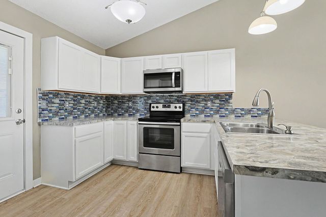 1311 E Maywood, Wichita, KS 67216