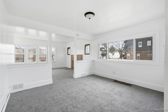 167 Mark Avenue, Pontiac, MI 48341