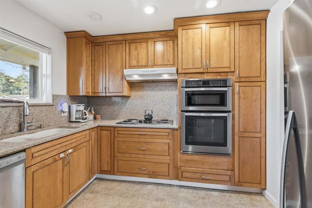 120 120 Corinne Ave, Santa Cruz, CA 95065