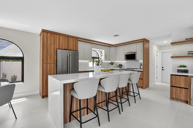 7548 Fairway Trail, Boca Raton, FL 33487