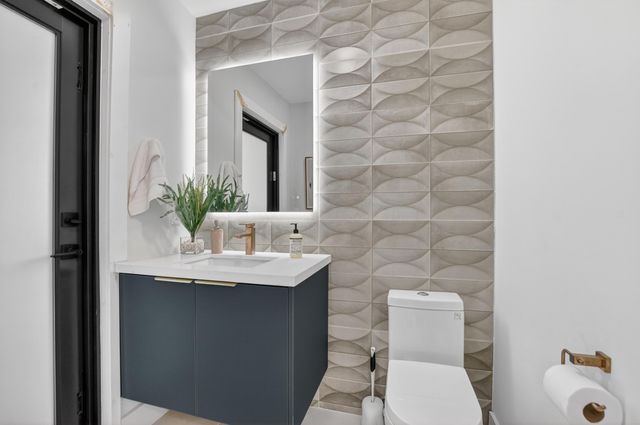 7548 Fairway Trail, Boca Raton, FL 33487