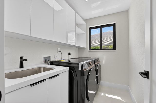 7548 Fairway Trail, Boca Raton, FL 33487