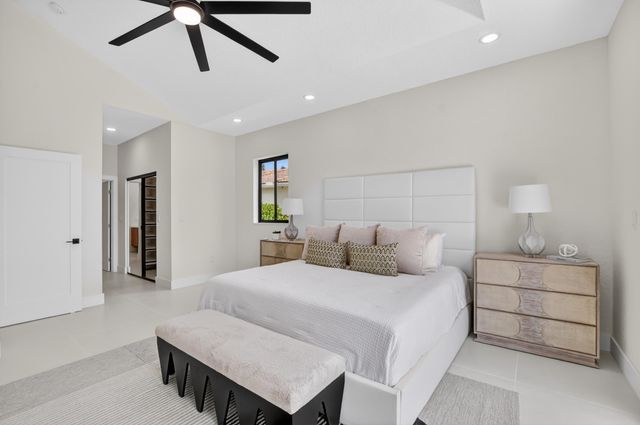 7548 Fairway Trail, Boca Raton, FL 33487