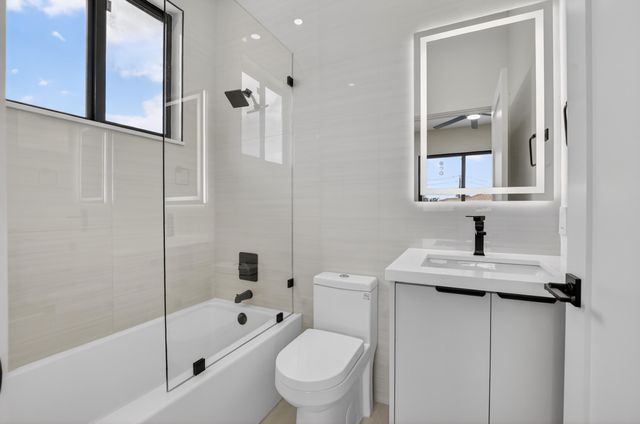 7548 Fairway Trail, Boca Raton, FL 33487