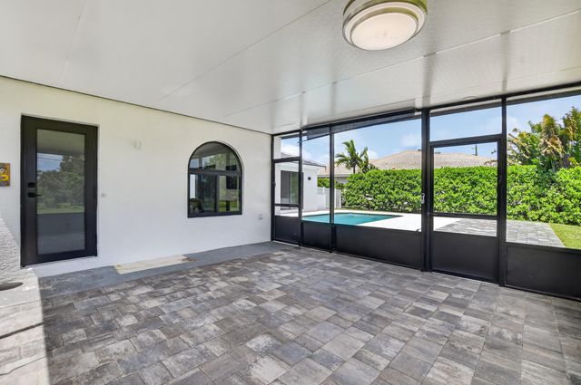 7548 Fairway Trail, Boca Raton, FL 33487