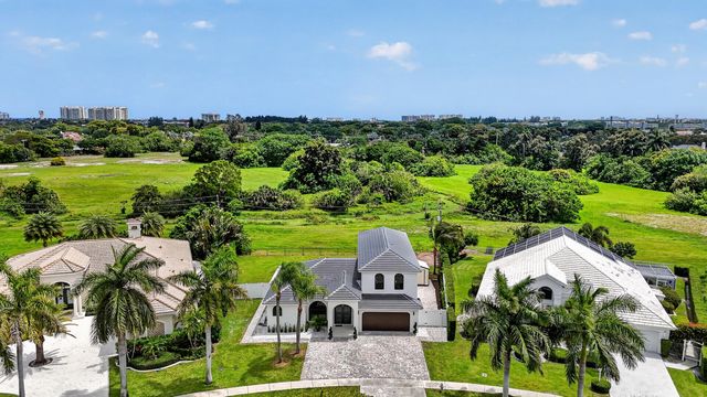 7548 Fairway Trail, Boca Raton, FL 33487