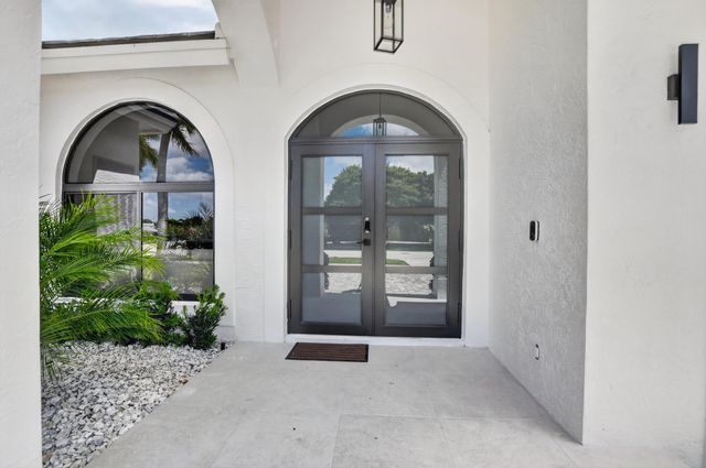 7548 Fairway Trail, Boca Raton, FL 33487