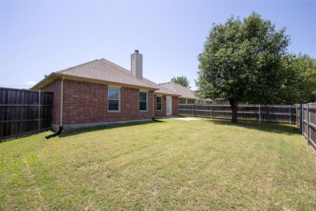 1613 Cowtown Drive, Mansfield, TX 76063