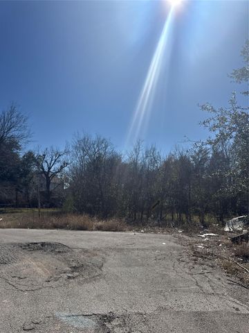 7726 Booker Street, Houston, TX 77028