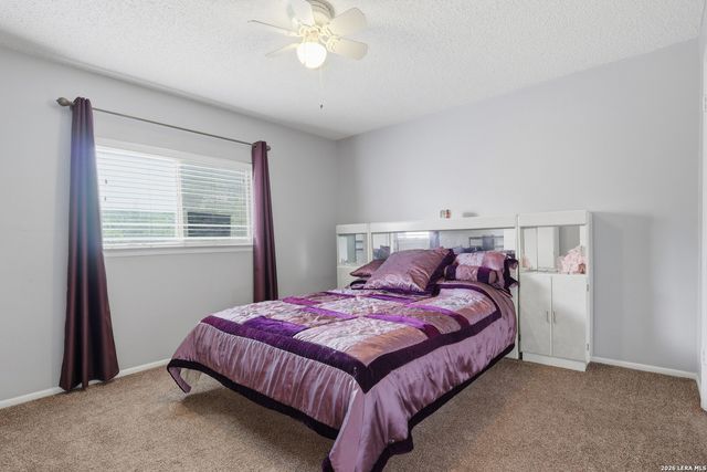 906 VILLAGE BR, San Antonio, TX 78245