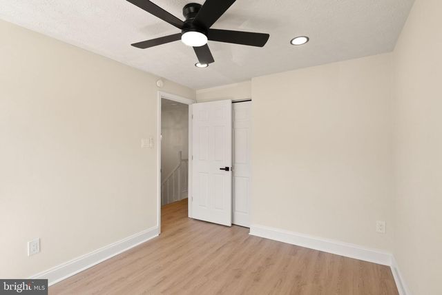 8085 STEEPLE CHASE CT, Springfield, VA 22153